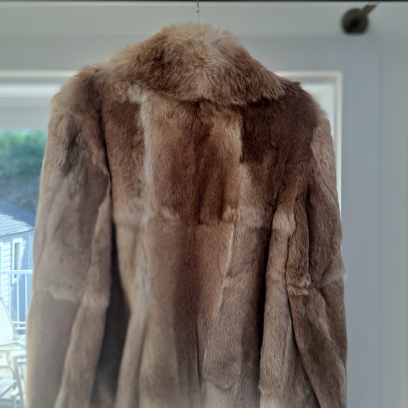 Betty Barclay collection rabbit fur jacket. - Picture 3 of 7